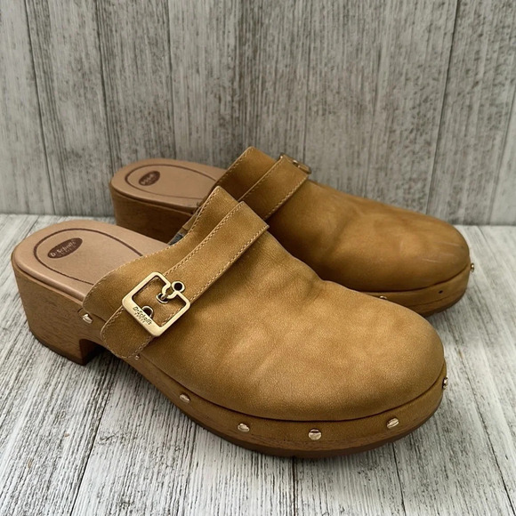 Dr. Scholl's Shoes - Dr. Scholls Dr. Scholl’s Shoes Studded Leather Heeled Clogs Size 8